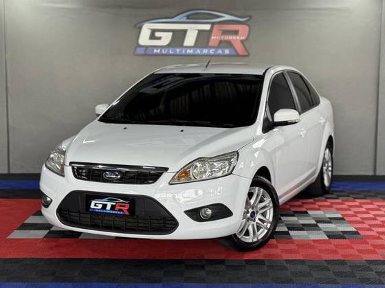 FORD FOCUS 1.6 GL SEDAN 16V FLEX 4P MANUAL